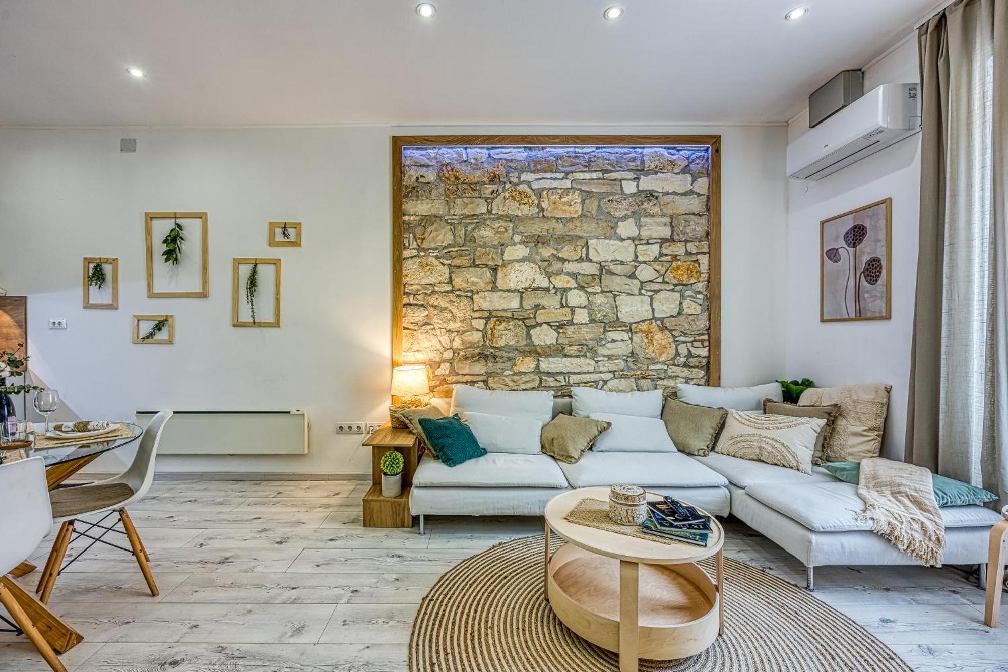 Eva - Storia Parentina Apartment Porec Luaran gambar